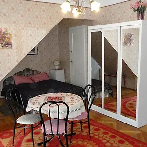  Apartment Garibaldi 5 & Hungary