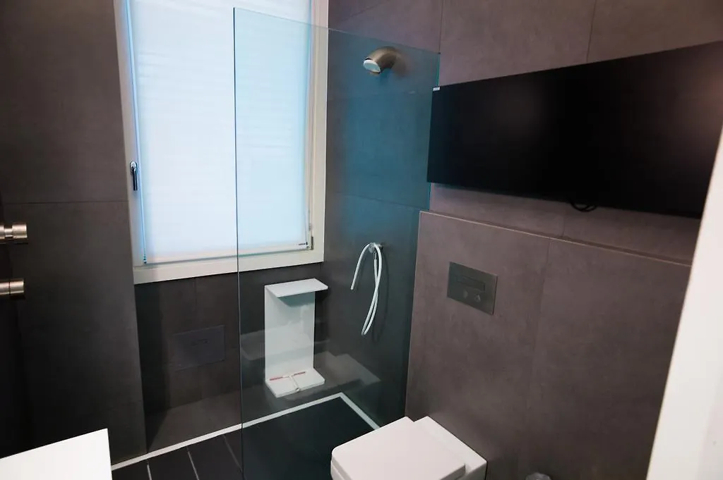 Stylish Mini In The Heart Of Milano Apartment Italy